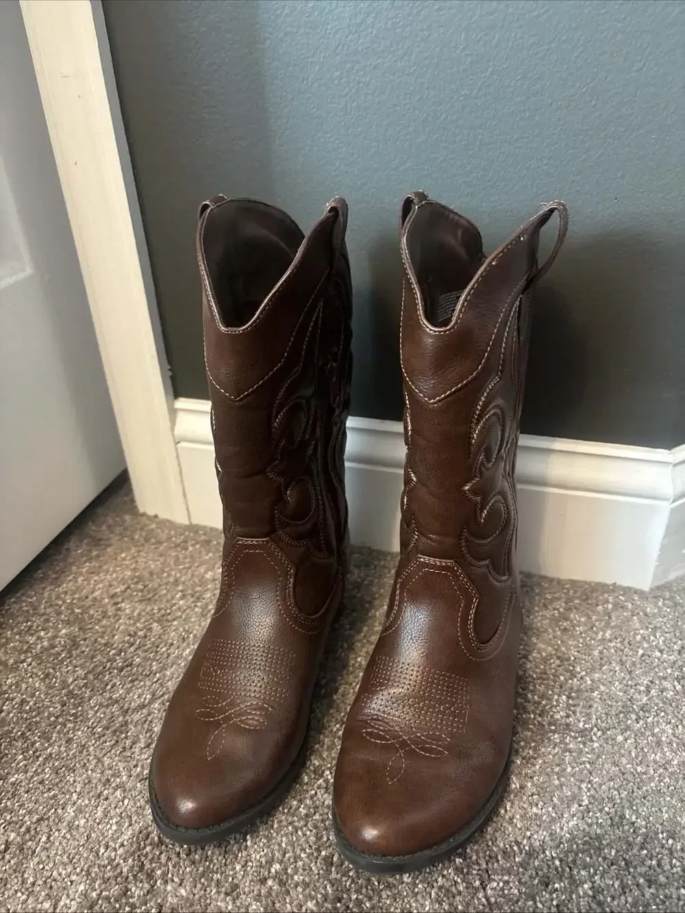 Cat & Jack Chiara Brown Western Cowboy Boots with Side Zipper